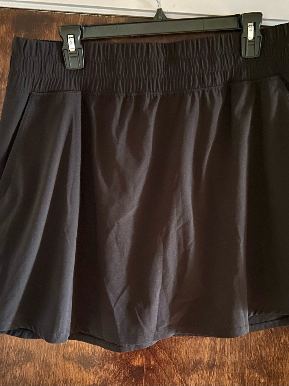 Black Women's Elastic-Waist Skirt
